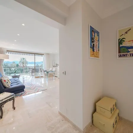 Wonderful 2 Bedrooms With Sea View And Pool ! Appartamento Cannes