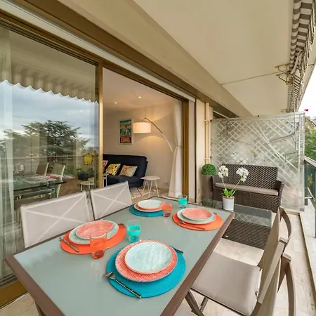 Wonderful 2 Bedrooms With Sea View And Pool ! Cannes