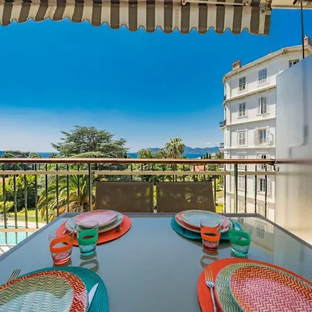 Wonderful 2 Bedrooms With Sea View And Pool ! Appartamento Cannes